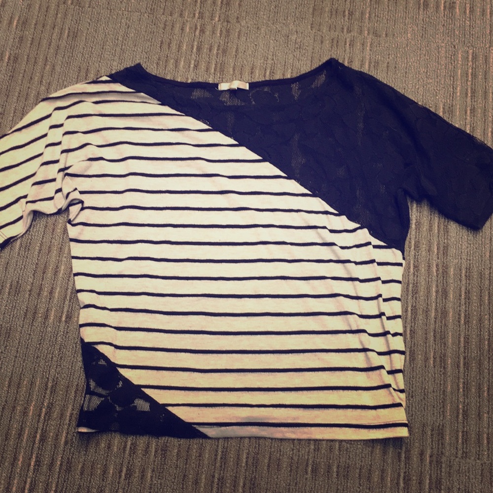 Stripped/lace shirt
